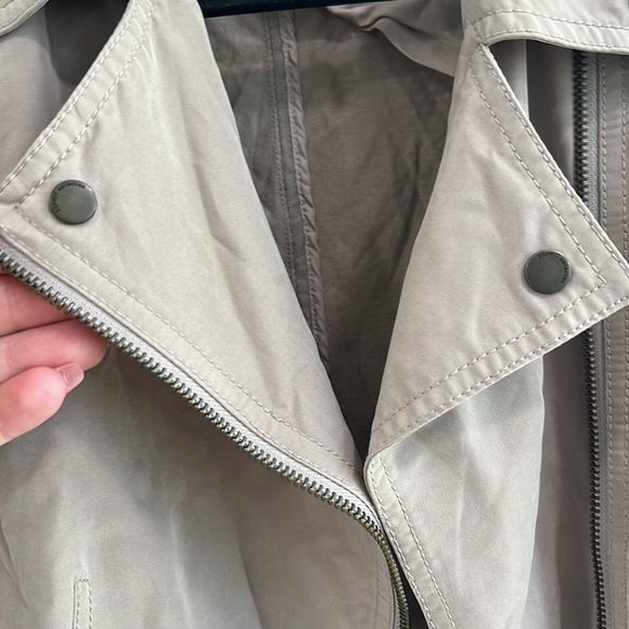 Esprit Motor Jacket 🧥 - Picture 2 of 10